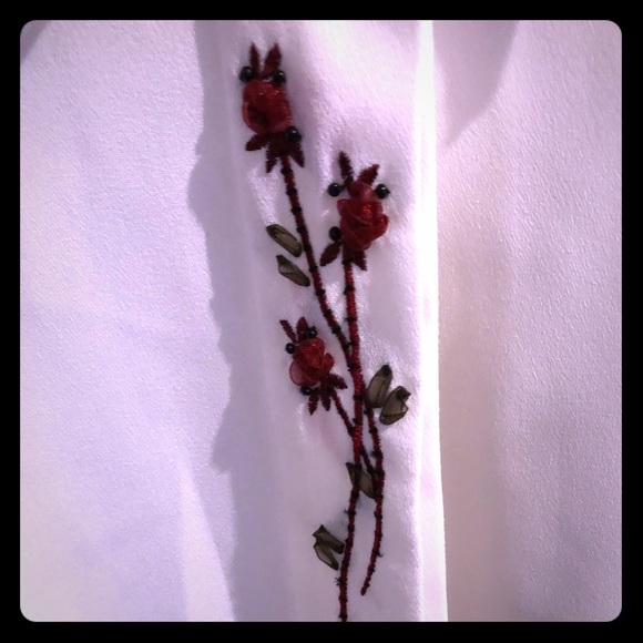 RARE Floral Appliqué with Pinstriping Black Diamond cut buttons & button placket - Picture 5 of 7